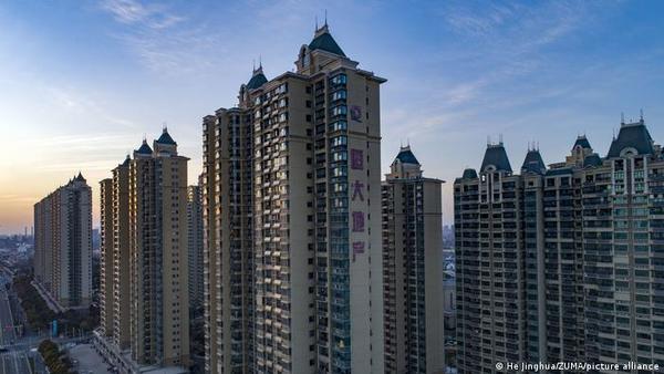 Temor en China por una posible quiebra del gigante inmobiliario Evergrande