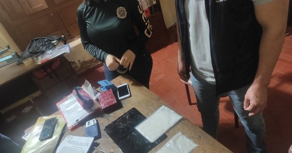 La Nación / Interceptan una narco-encomienda de cocaína en Concepción