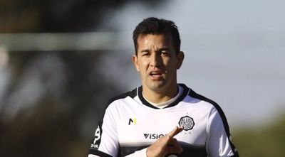 Néstor Camacho podría dejar Olimpia en diciembre