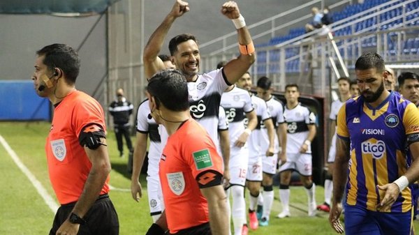 Olimpia avanza a octavos tras sufrido partido contra Cristóbal Colón | Noticias Paraguay