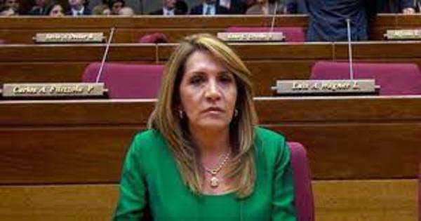 Zulma Gómez a Efraín Alegre: “A la Lista 1 no se le gana llorando por el abrazo republicano”