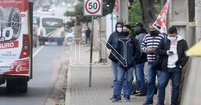 La Nación / Sedeco sumaria a ocho empresas por cobro indebido de pasaje