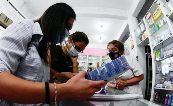 Diario HOY | Recomendarán ratificar versión original de proyecto que fija precios de medicamentos