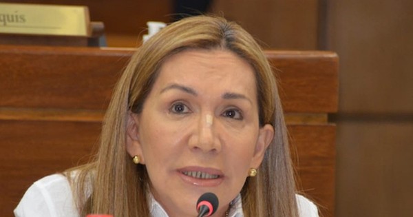 La Nación / Gómez desafía a Efraín y lamenta que el PLRA no pueda imitar a la ANR