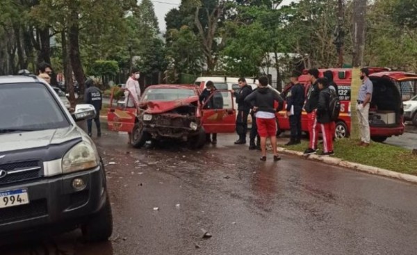 Cuádruple choque deja un lesionado en Pdte. Franco
