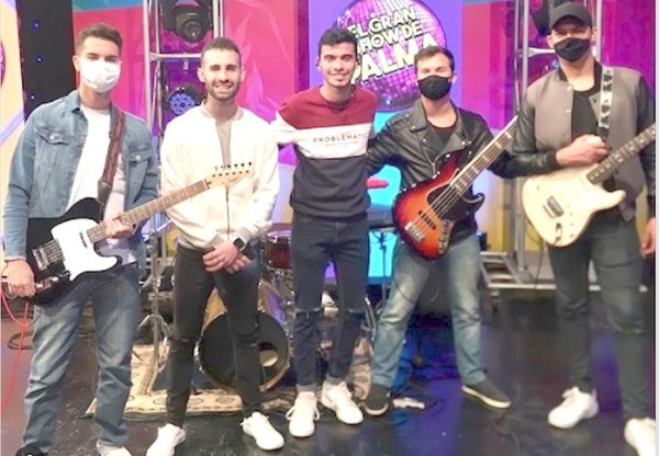 Crónica / Grupo lanza un tema homenaje al “chupi”