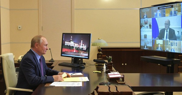 La Nación / Putin admite que muchos de su entorno tienen covid-19