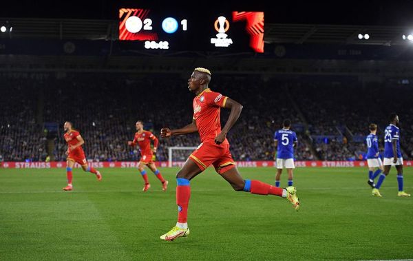 Empate de Napoli y caída de Lazio en Europa League - Fútbol - ABC Color