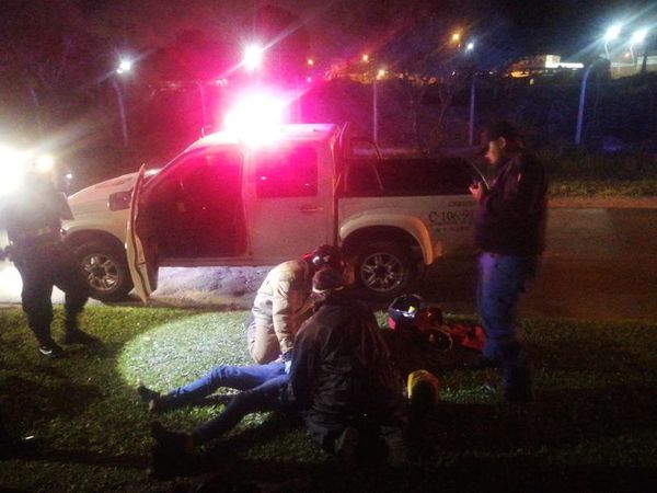 Supuesto ladrón queda herido tras persecución y balacera con agentes “lince” - Nacionales - ABC Color