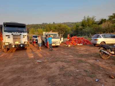 Festival de contrabando en la zona de Puerto Irala con “bendición” de la Marina - La Clave