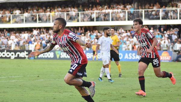 Dani Alves rescindió su contrato con el Sao Paulo