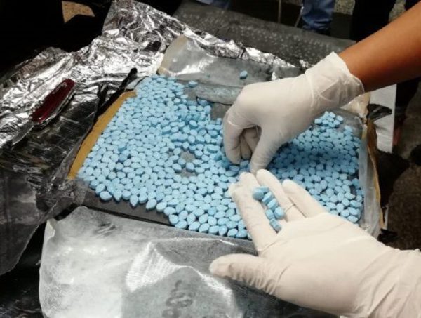 Pasajero cae con más de 35.000 pastillas de éxtasis en el Silvio Pettirossi · Radio Monumental 1080 AM