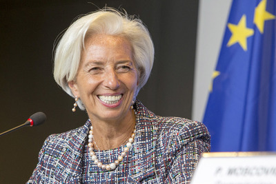 Christine Lagarde: «La economía se está recuperando claramente en la zona del euro»