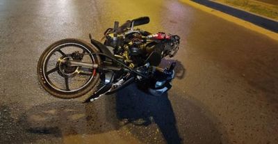Jóvenes mueren tras chocar violentamente contra una columna en Luque