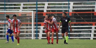 ¡La pegada está intacta! Gol olímpico de Vladimir Marín en la Primera C