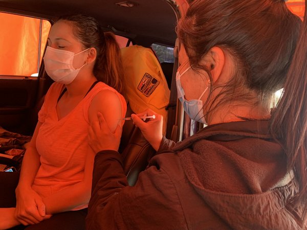 Jóvenes de 18 años recibirán la primera dosis desde el lunes