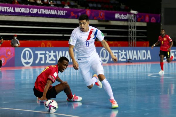 Mundial Futsal FIFA: Paraguay goleó a Angola y sigue con vida - Megacadena — Últimas Noticias de Paraguay