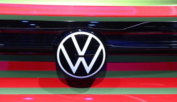 Volkswagen desarrollará en Brasil batería de recarga rápida para sus camiones - Tecnología - ABC Color