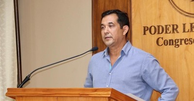 La Nación / Político de la semana: Martín Arévalo y su mediático cruce de acusaciones con el titular de Aduanas