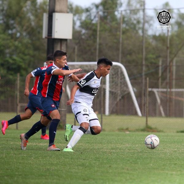 Sub 17: Olimpia pierde el clásico y Libertad queda solo en la cima - Fútbol - ABC Color