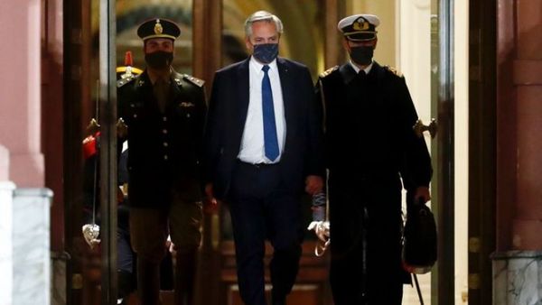 Argentina: Renuncia portavoz de Alberto Fernández