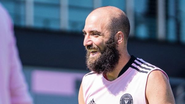 Gonzalo Higuaín: “Benzema sacó lo mejor de mí y me hizo más fuerte”