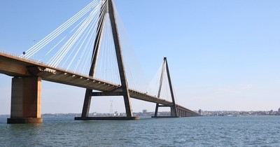 La Nación / Reapertura de frontera con la Argentina no se da por “crisis interna”