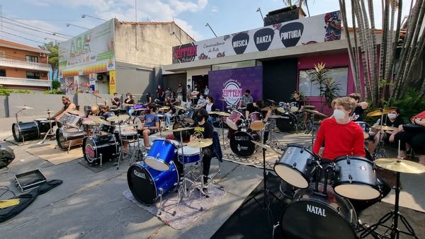 BaterAsu 2021 hará brillar a más  de 30  bateristas en el microcentro