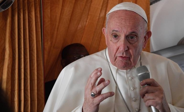 Diario HOY | El Papa pide a la Iglesia reconocer errores y pedir perdón por los abusos