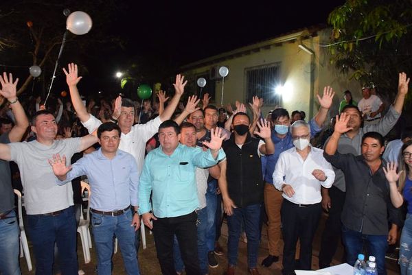 El paraguayo subsidia el uso de energía eléctrica a brasileños, afirma Efraín Alegre - Nacionales - ABC Color