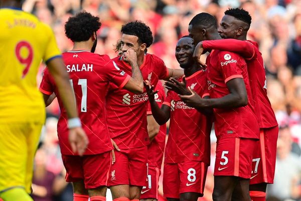 El Liverpool gana desde el saque de esquina - Fútbol Internacional - ABC Color