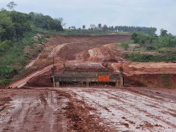 Autoridades verificaron avance de obras que conectarán a Guairá y Caazapá - .::Agencia IP::.