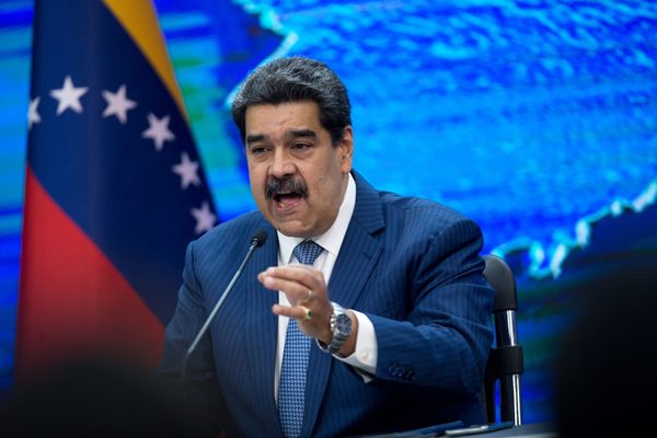 Maduro desafió a Abdo y Lacalle Pou a un debate sobre democracia - El Independiente