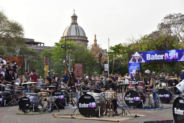 “BaterAsu” sacude con rock al centro de Asunción - Música - ABC Color