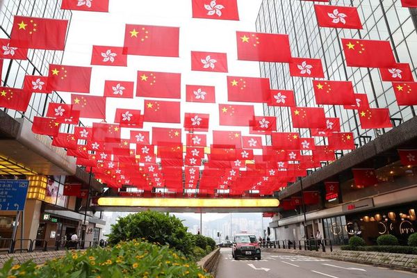 Hong Kong despliega 5.000 agentes para voto restringido al Comité Electoral - Mundo - ABC Color