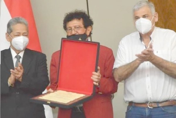 Crónica / PREMIO COMUNEROS. “Con esta distinción yo siento que cumplí”