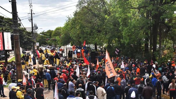 El 60% de gastos se destina principalmente para sueldos