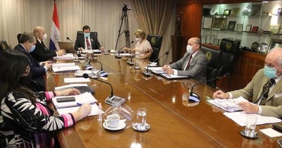 La Nación / Suman candidatos a la Corte