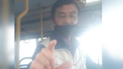 Multan a la Línea 15-1 por echar a joven con sordera