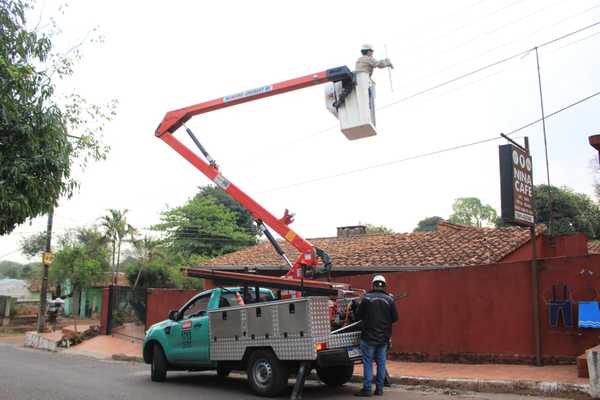 ANDE inició mantenimiento de red en barrios de San Antonio y Ñemby - .::Agencia IP::.