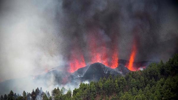 Entra en erupción un volcán en la isla española de La Palma - El Independiente