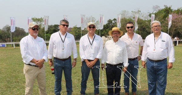 La Nación / En la cuarta jornada de la Expo Ganadera se realizó el acto de habilitación oficial