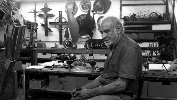 Fallece en Miami el escultor cubano Rafael Consuegra