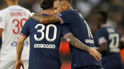 PSG derrotó de forma agónica al Olympique Lyon