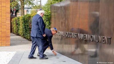Holanda inaugura memorial en homenaje a las víctimas del Holocausto