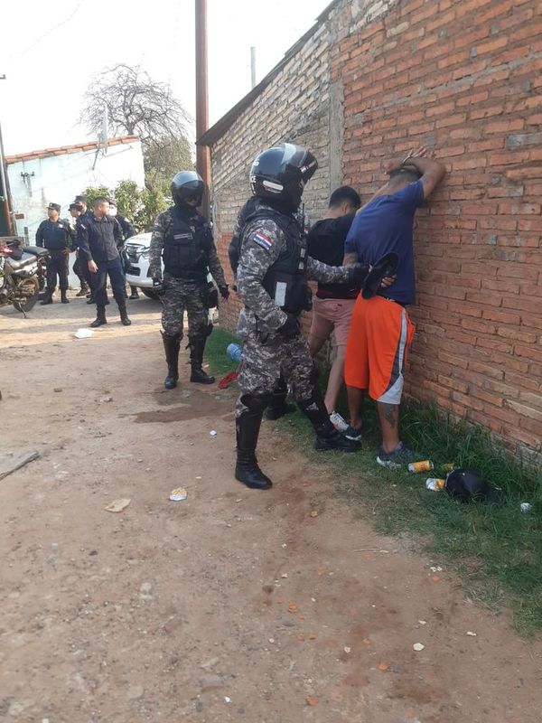 Detienen al “abogado leopardo” con arsenal - Nacionales - ABC Color