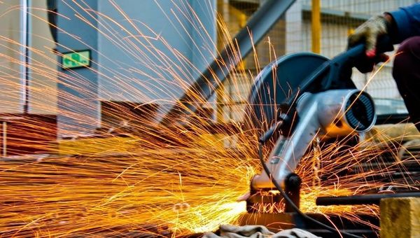 La tecnología e innovación marcan la pauta del desarrollo antes que la industrialización, según extitular de la UIP