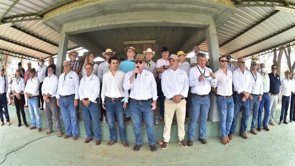 La Rural enfatiza rol de la ganadería como motor que mueve la economía
