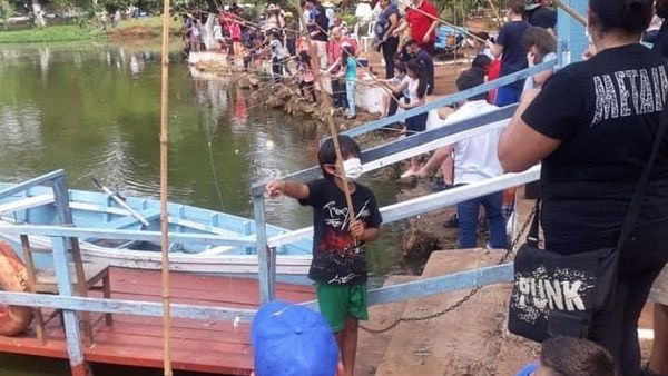 Villarrica: Masiva participación en competencia de pesca