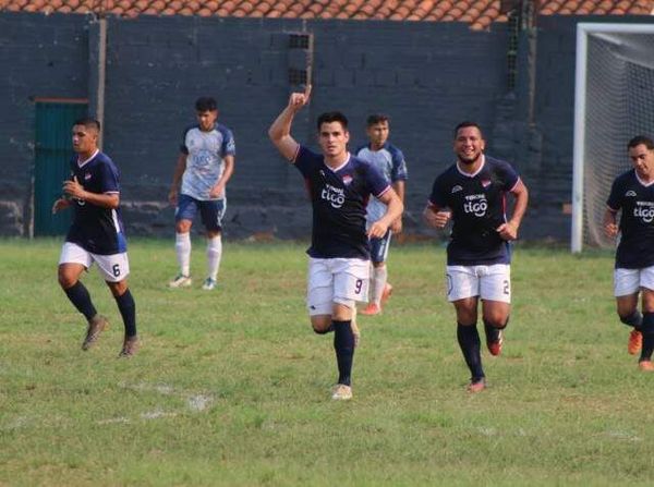 Triunfo del 1° de Marzo sobre Oriental - Fútbol de Ascenso de Paraguay - ABC Color